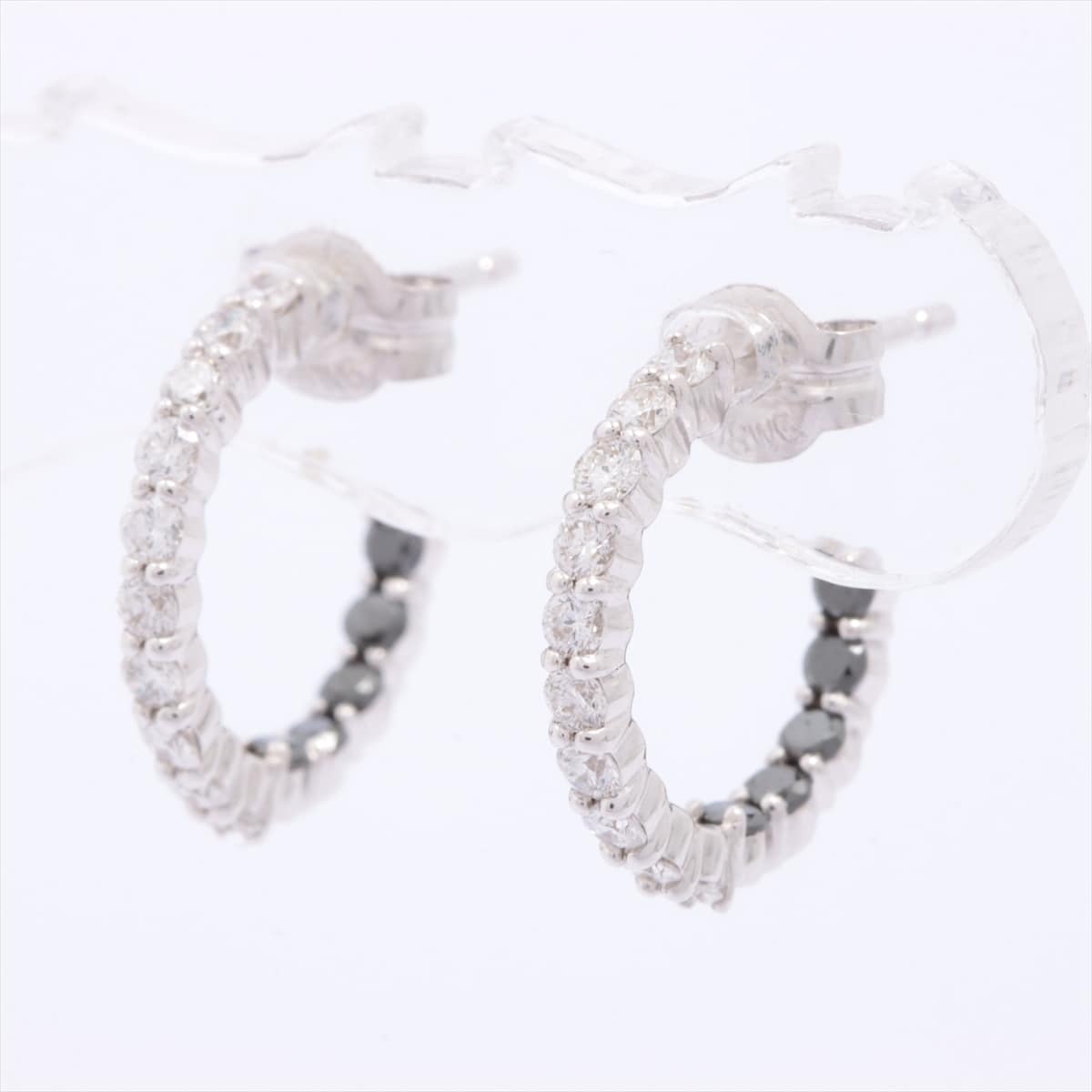 Ete ete Diamond Piercing jewelry K18WG Total 0.4ct