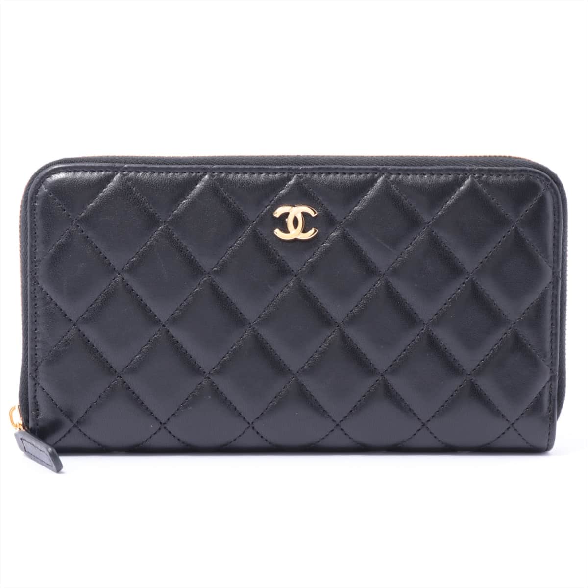 Chanel Matelasse Lambskin Round-Zip-Wallet Black Gold Metal fittings 30