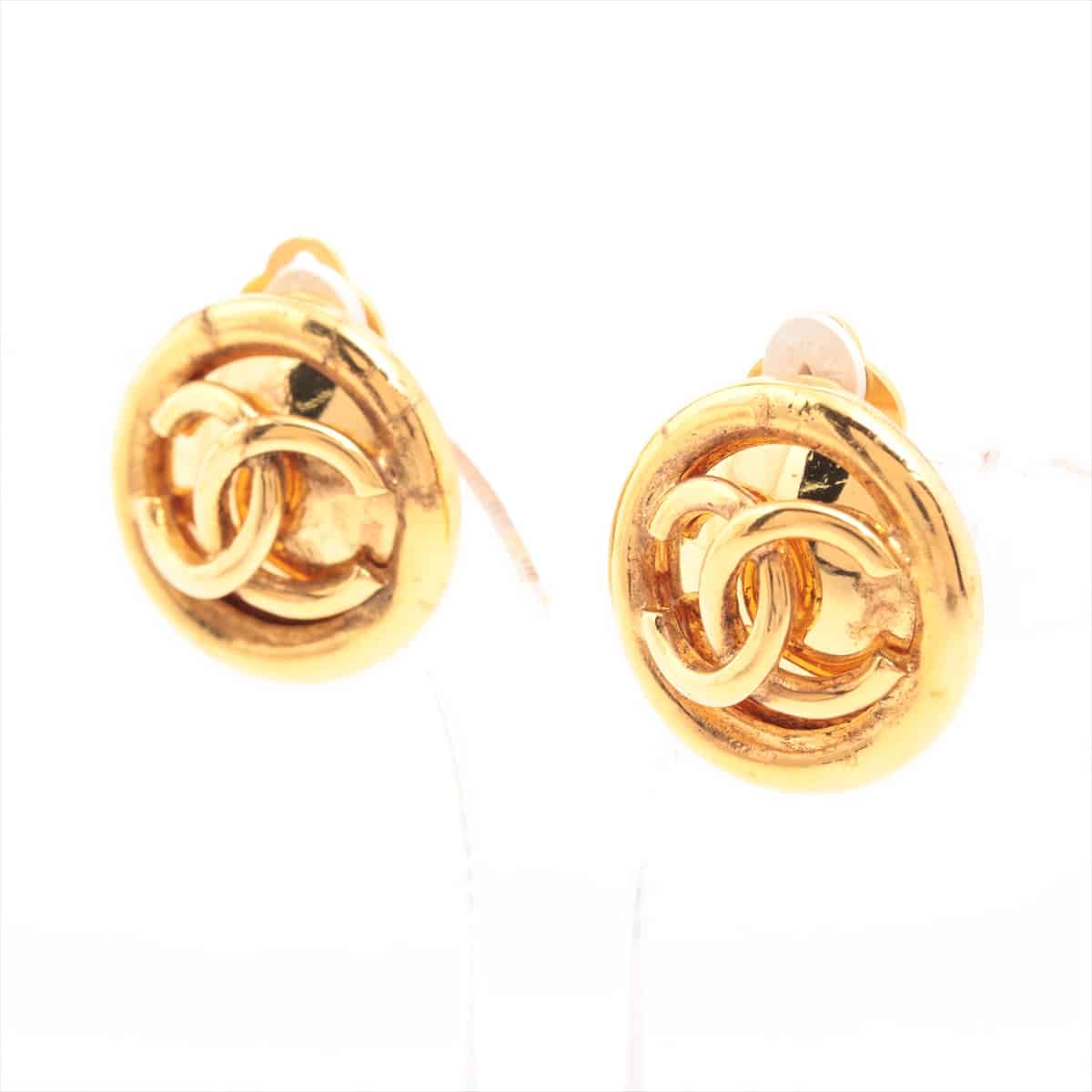 Chanel Coco Mark Turnlock 95P Earrings (for both ears) GP Gold
