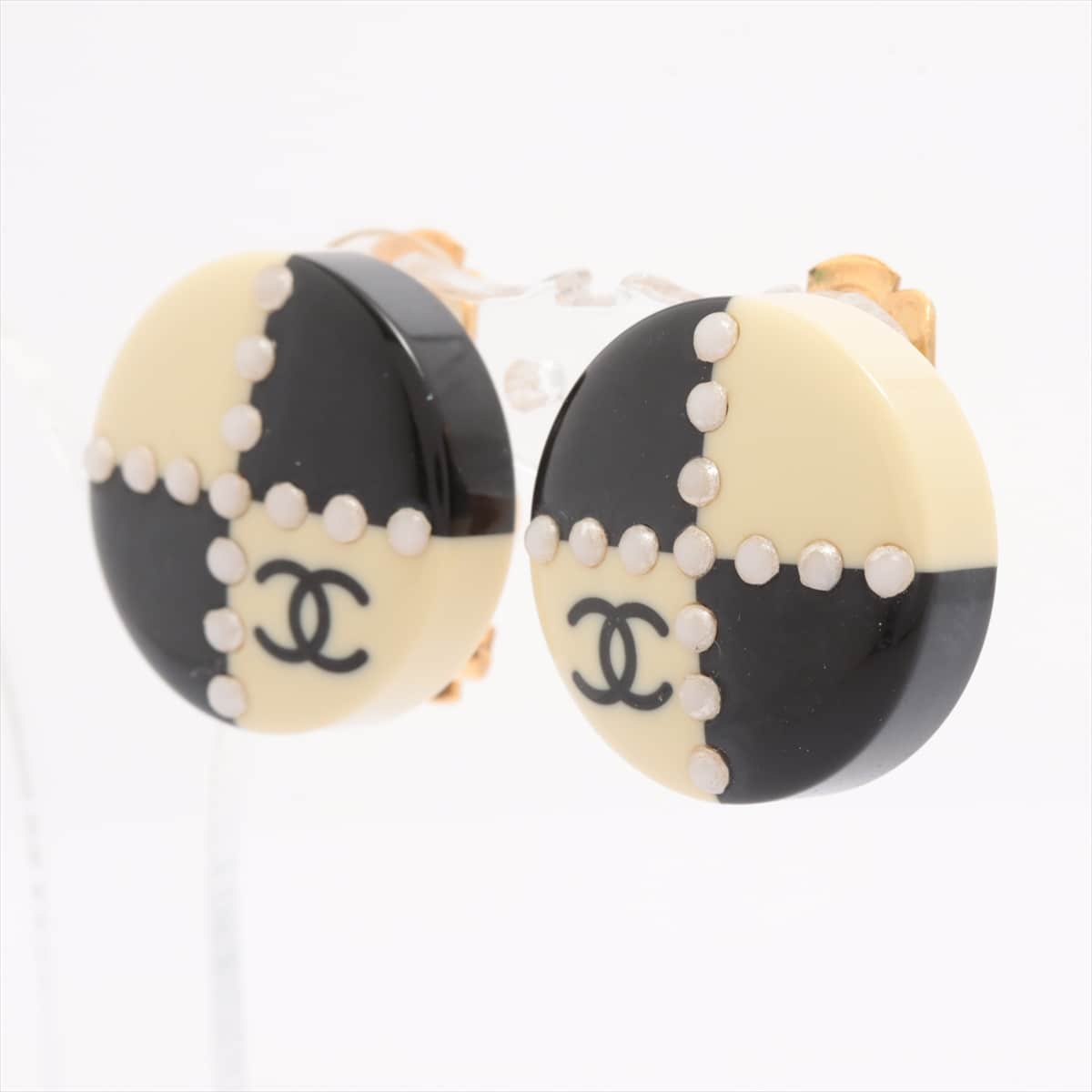 Chanel Coco Mark 02A Earrings (for both ears) GP x plastic Black x yellow