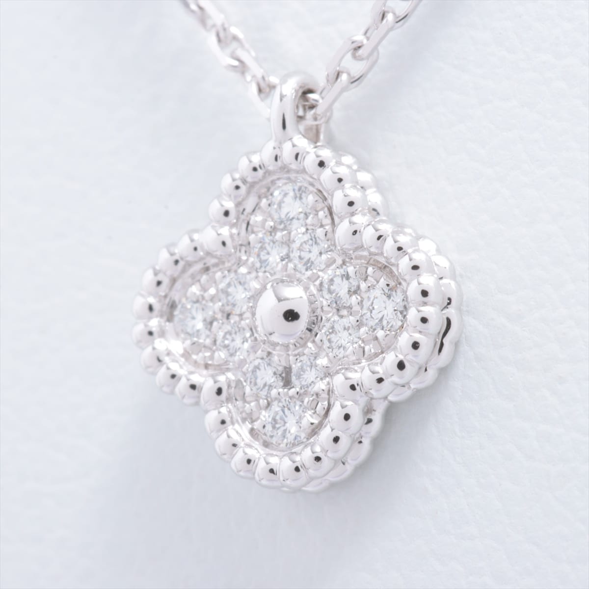 Van Cleef & Arpels Sweet Alhambra diamond Necklace 750WG 3.3g