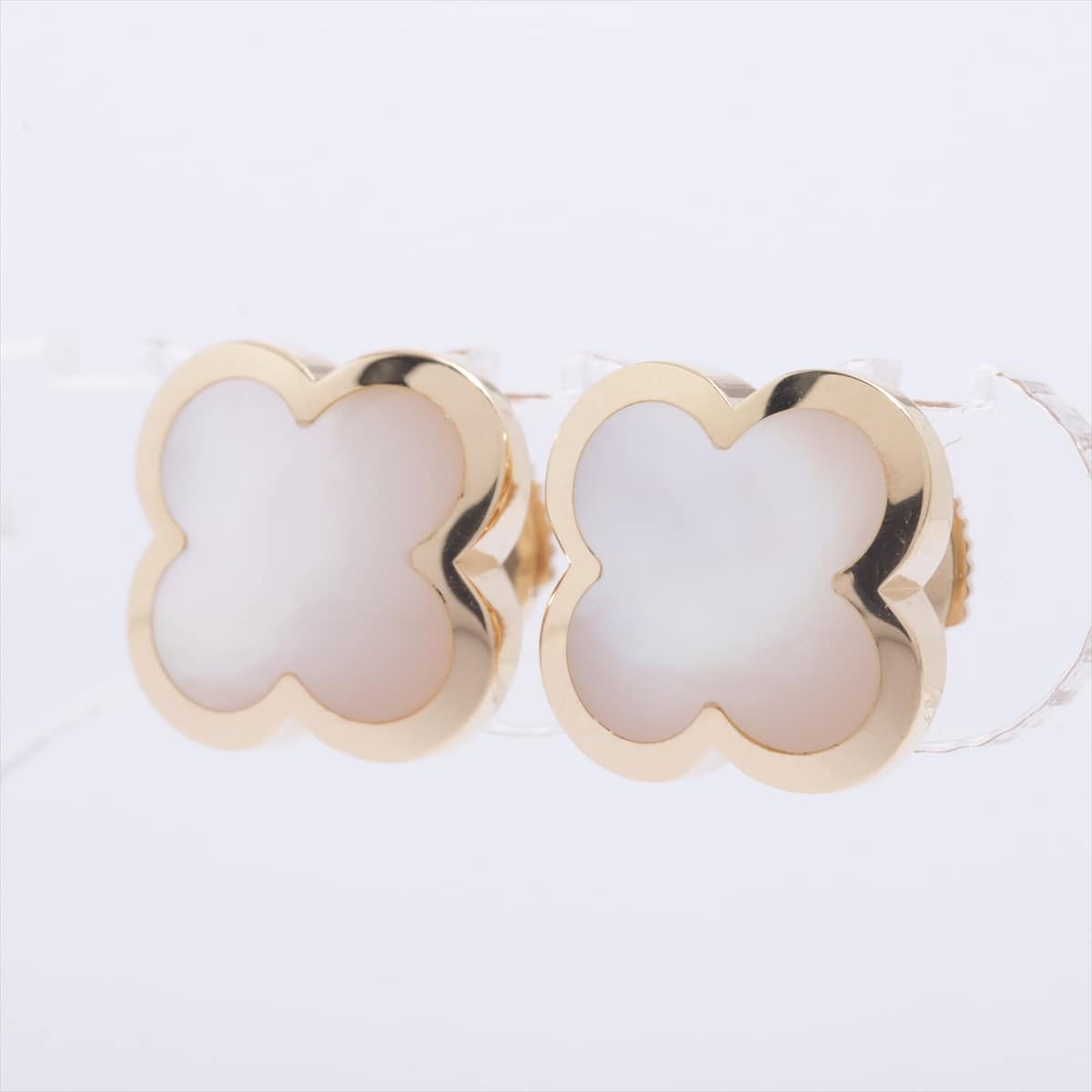 Van Cleef & Arpels Pure Alhambra shells Piercing jewelry 750 YG 3.8g