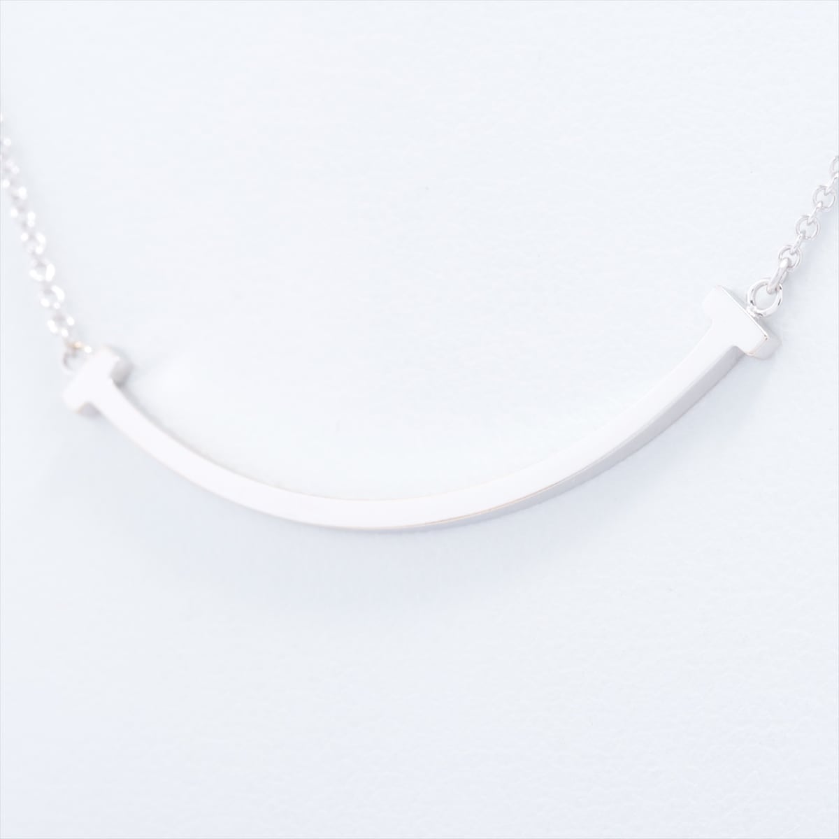 Tiffany T Smile Mini Necklace 750 WG 3.0g