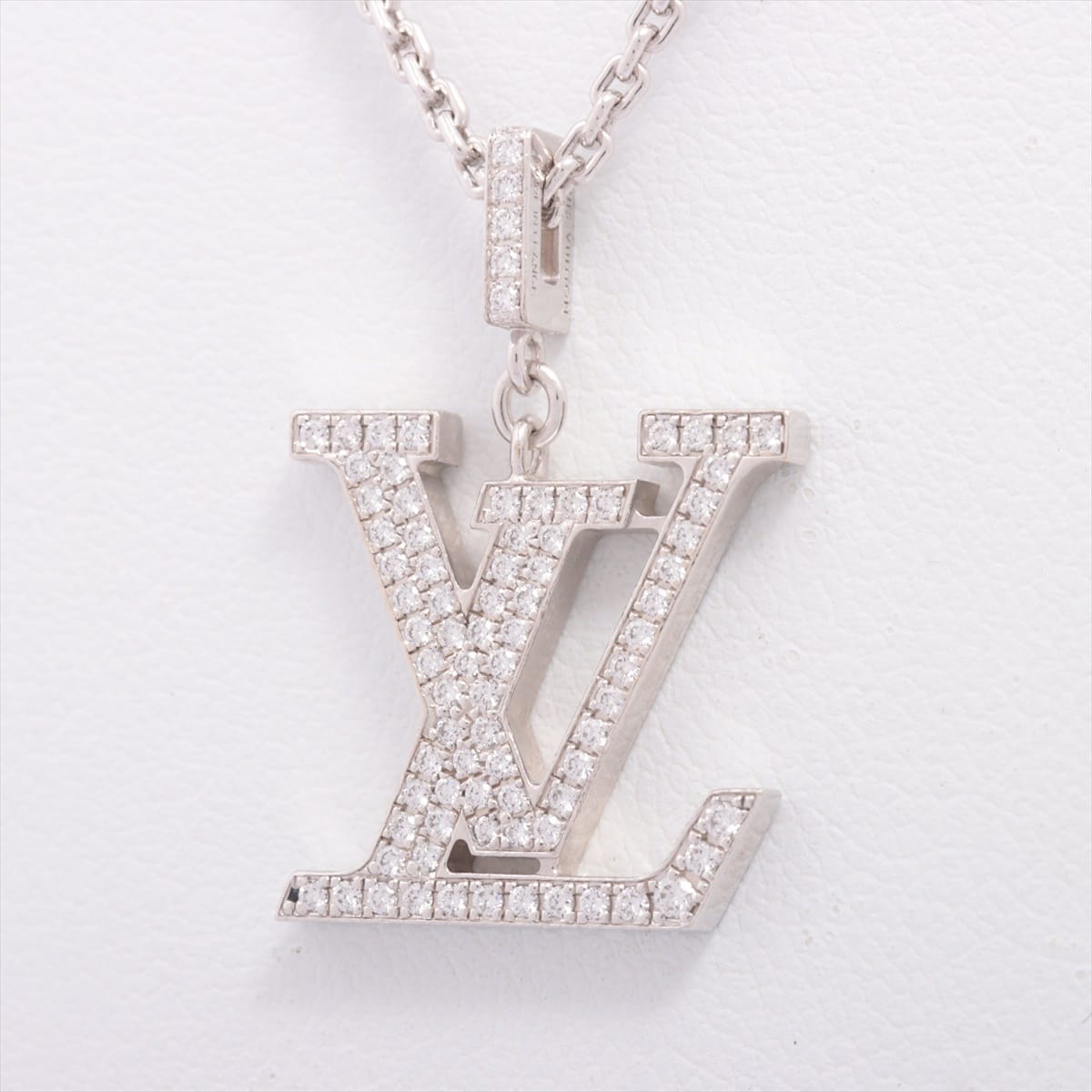 Louis Vuitton Pandantif LV GM diamond Necklace 750(WG) 10.8g