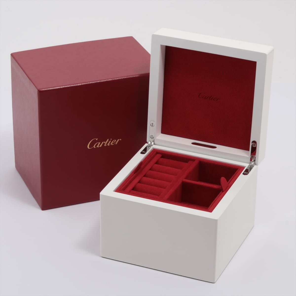 Cartier Entrelacés Lacquered Wood Jewelry case White