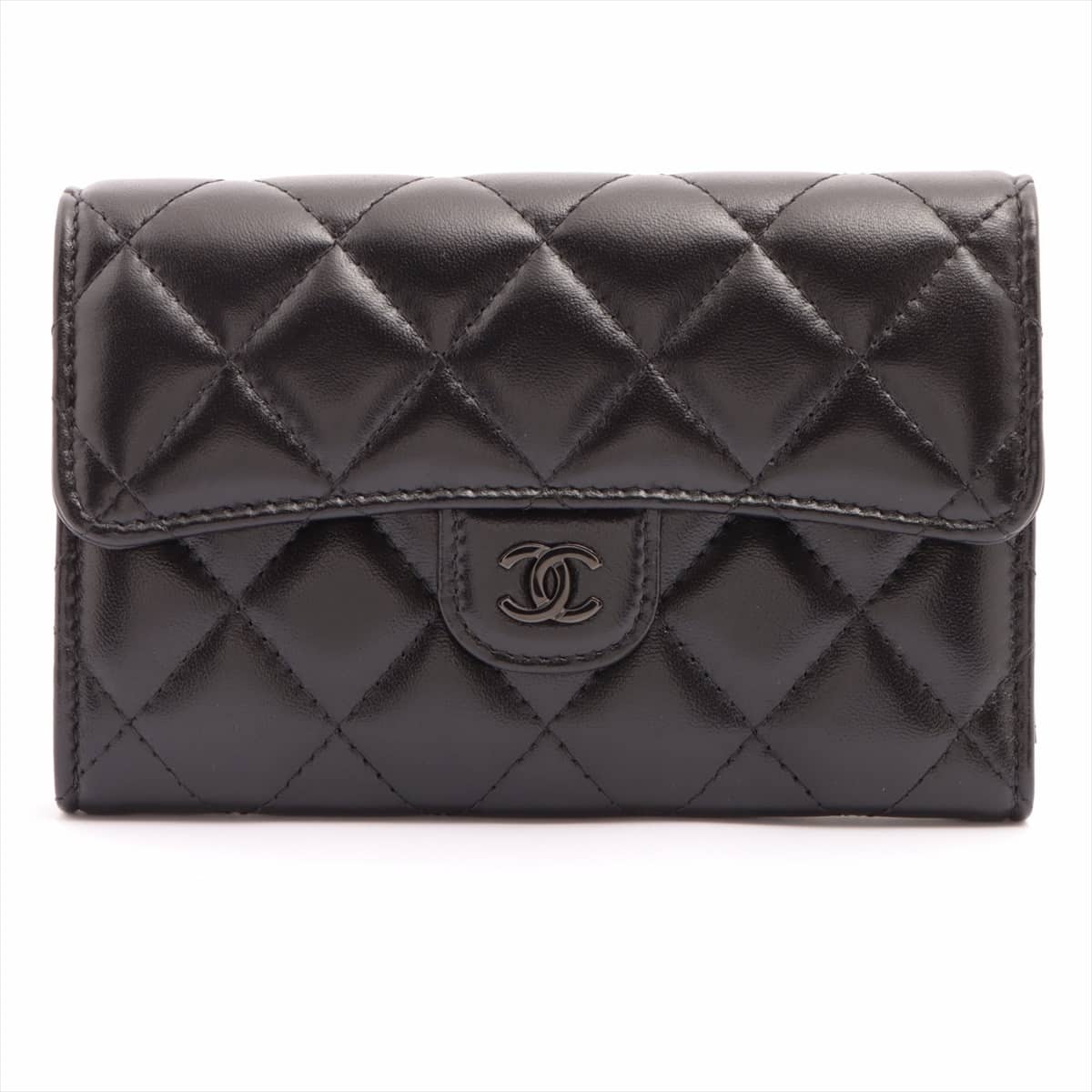 Chanel Matelasse Leather Wallet Black Black hardware 31st