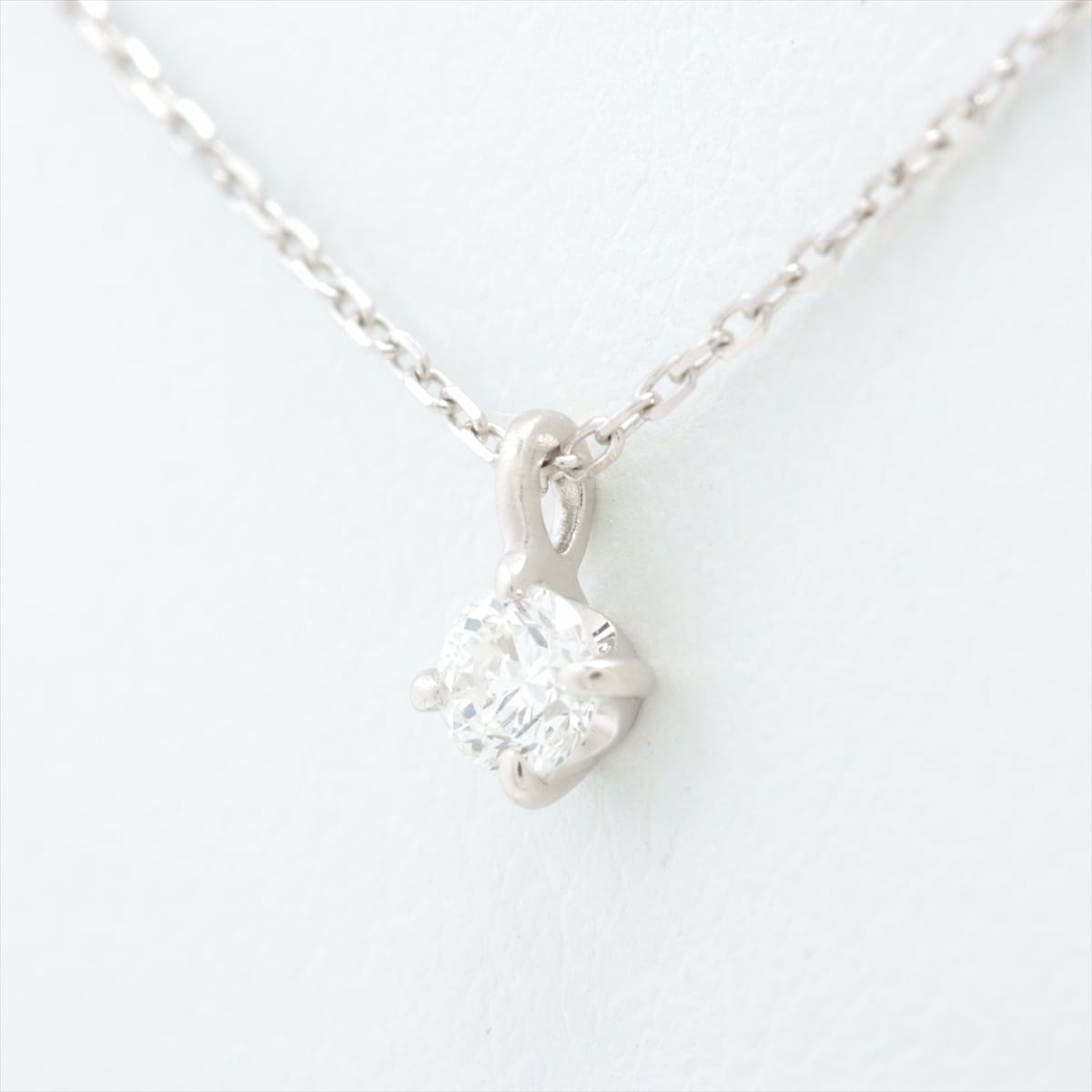 Ete diamond Necklace Pt850 1.1g 0.06