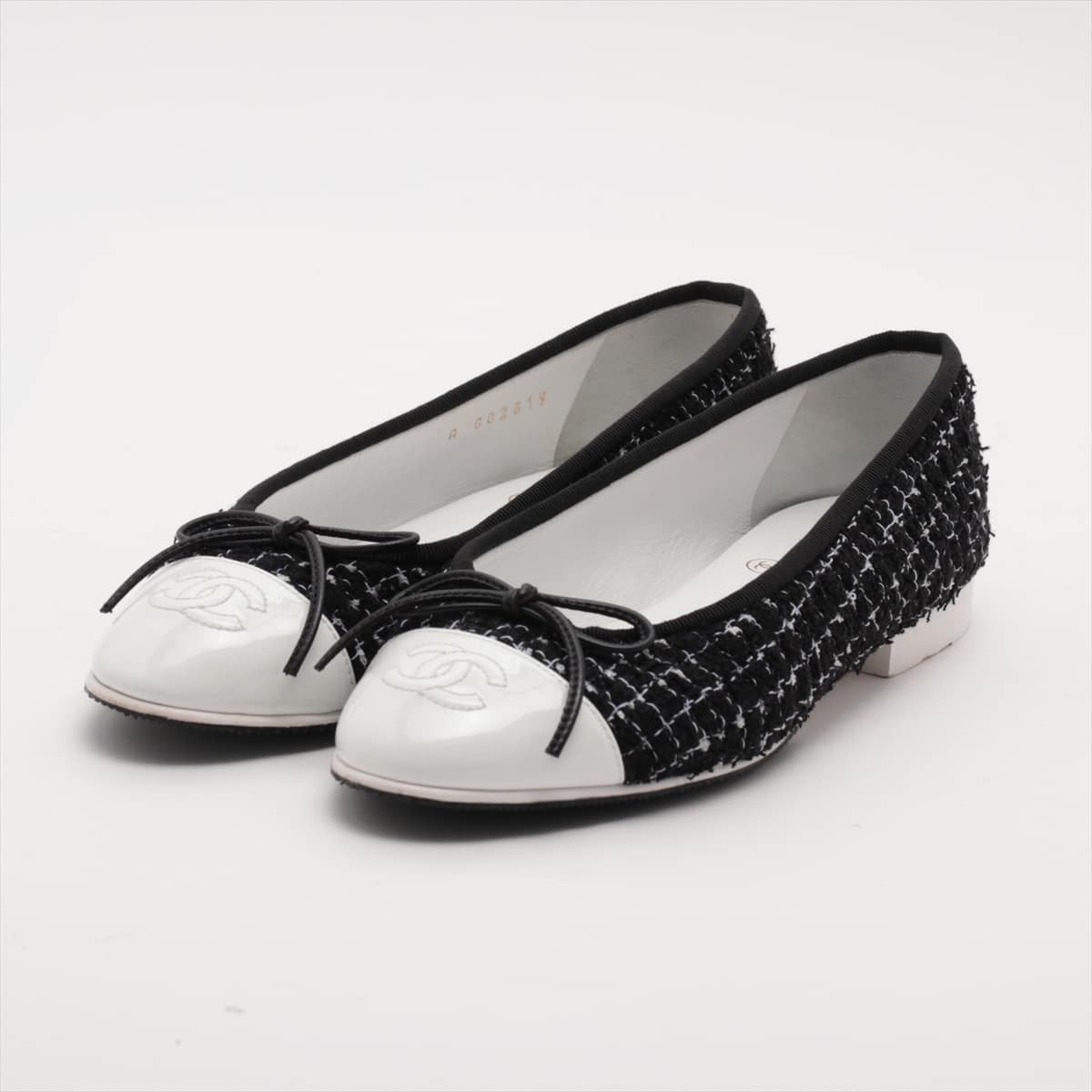 Chanel Coco Mark Tweed x Enamel Ballet shoes 35C Ladies' Black × White G02819