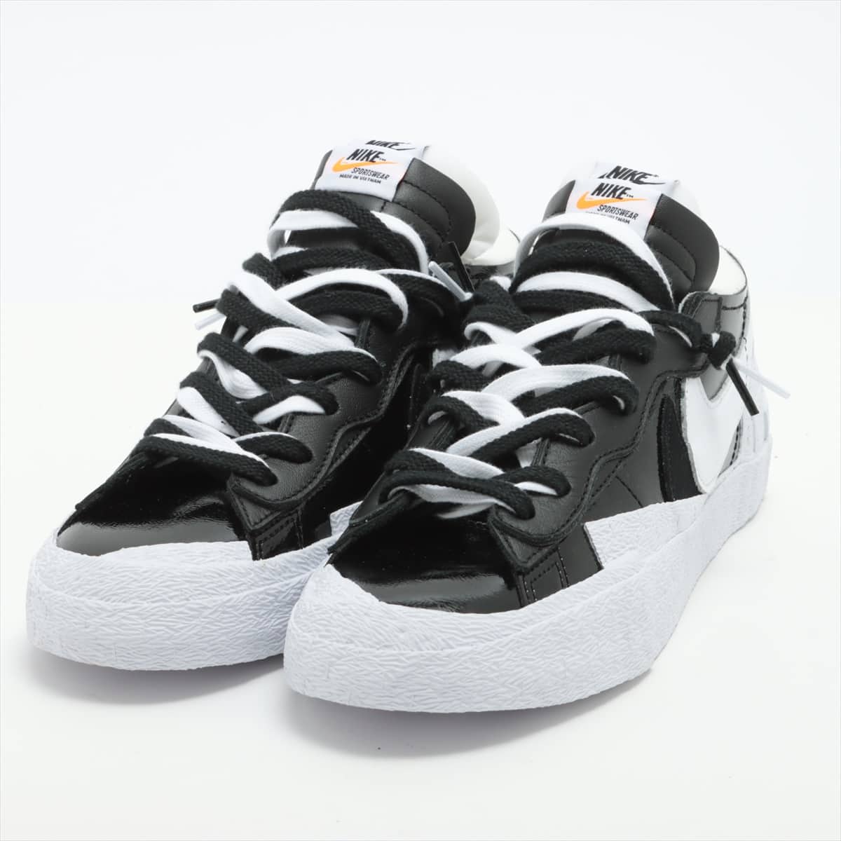 Nike × Sakai Leather & patent Sneakers 28cm Men's Black × White BLAZER LOW  DM6443-001