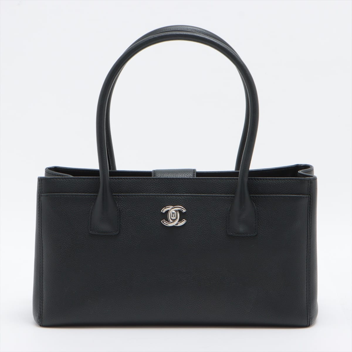 Chanel Executive Leather Tote bag Black Silver Metal fittings 18XXXXXX Comes with divider pouch
