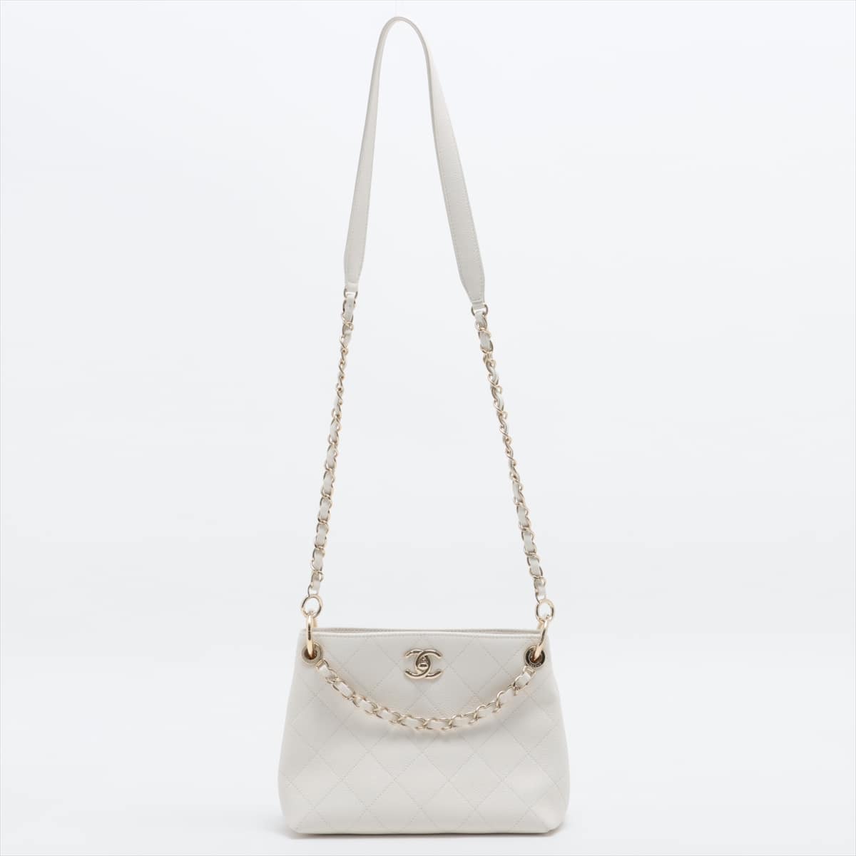Chanel Matelasse Caviarskin 2way shoulder bag White Gold Metal fittings 29th