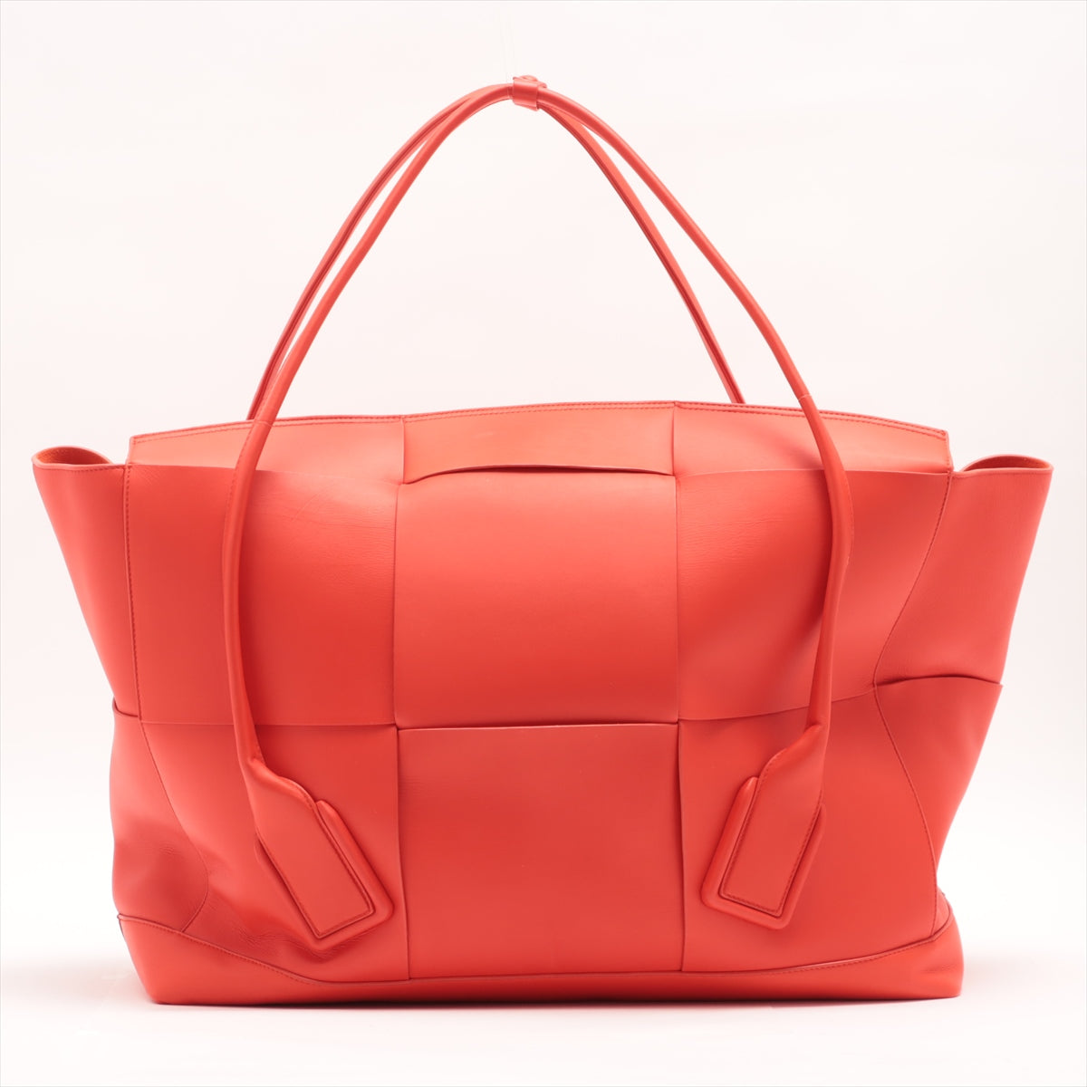 Bottega Veneta The Arco Leather Hand bag Red