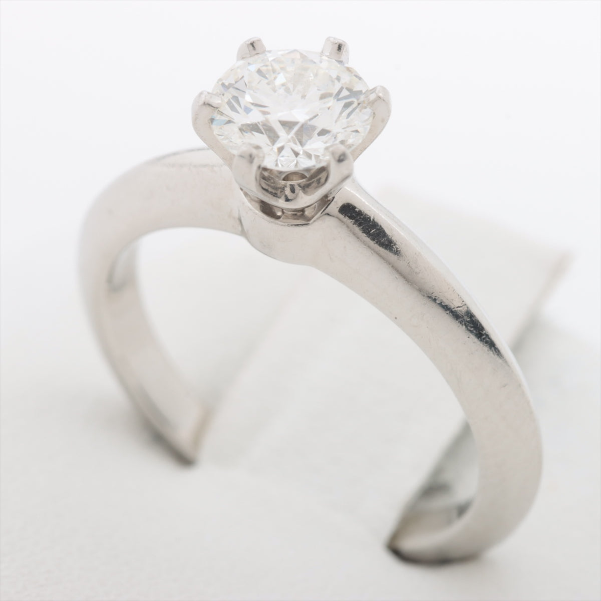 Tiffany Solitaire diamond rings Pt950 5.2g 0.69 Stamped thin