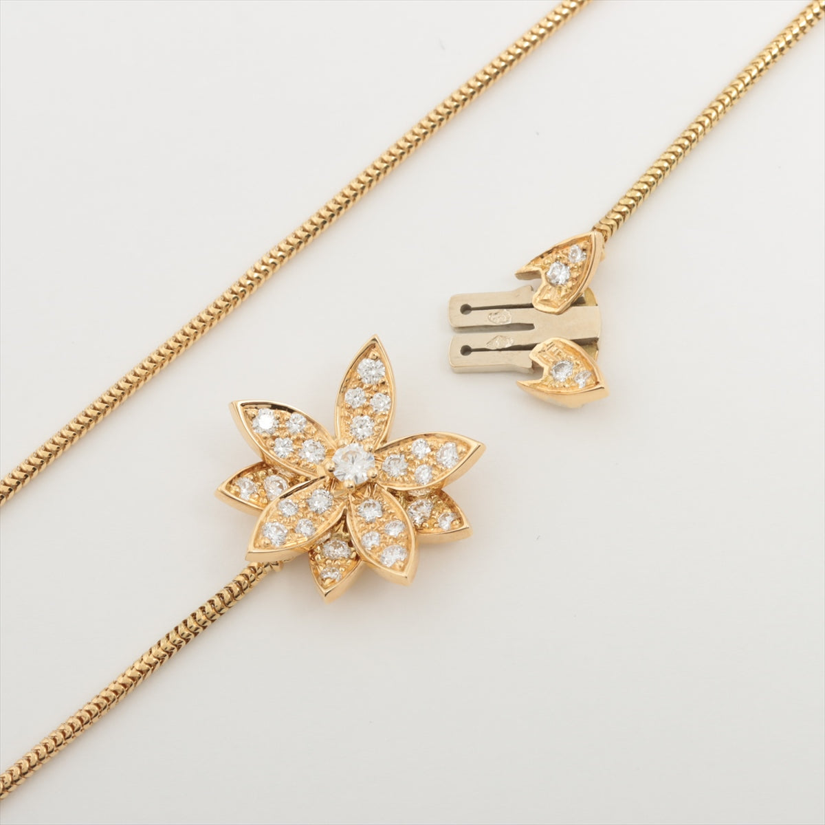 Van Cleef & Arpels Lotus small diamond Necklace 750(YG) 6.9g