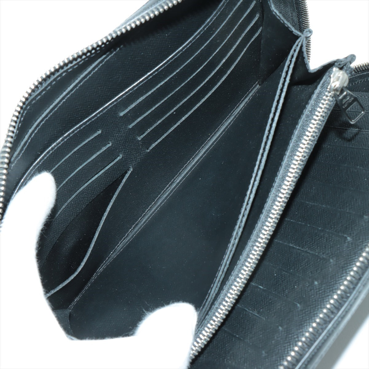 Louis Vuitton Epi Dandy Wallet M64000 Black Round-Zip-Wallet Scratches all over the exterior
