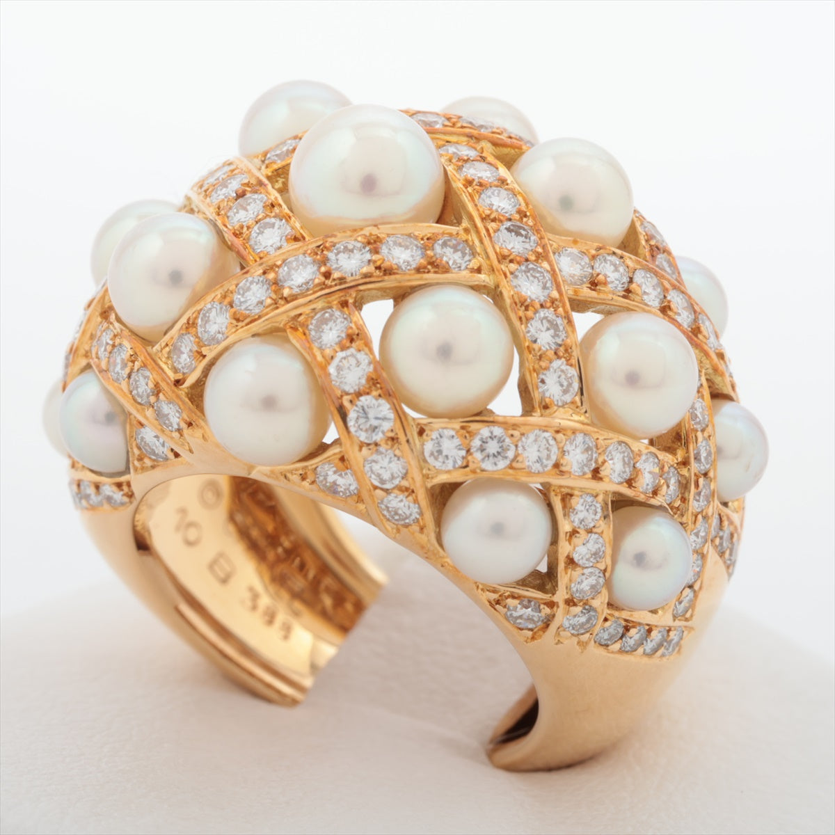 Chanel Pearl diamond rings Unknown gold (Hallmark) 16.5g