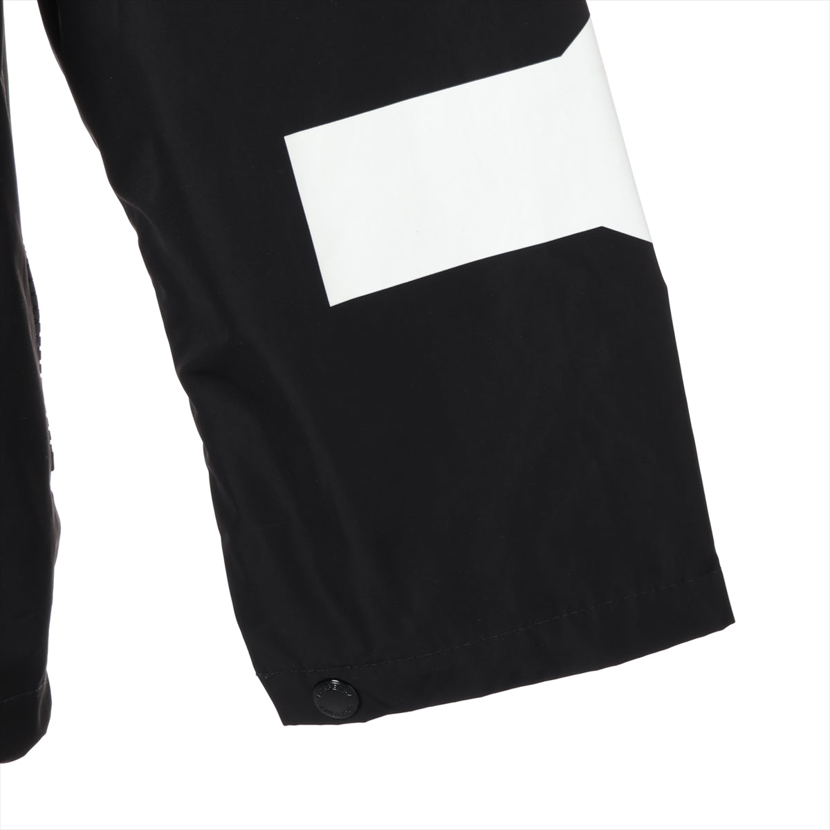 Burberry Tissi period Polyester Jacket L Men's Black × White  printed zip-up 8029833