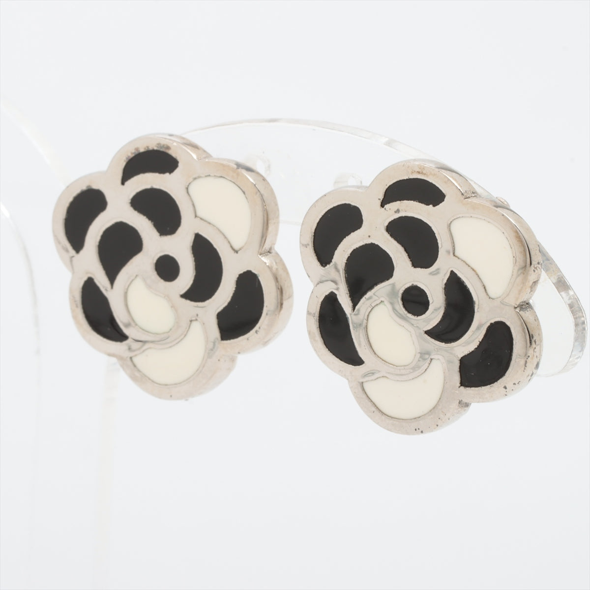 Chanel Camelia 98P Earrings (for both ears) metal Silver