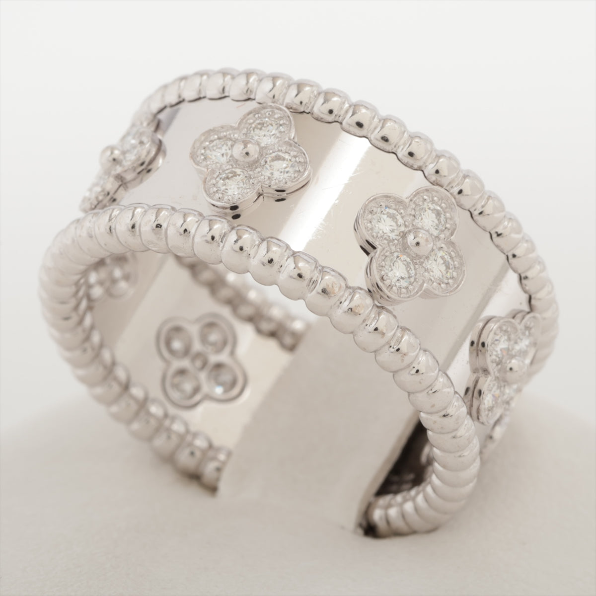 Van Cleef & Arpels PERRELET Clover diamond Ring 750(WG) 12.1g 60 VCARO9LP60