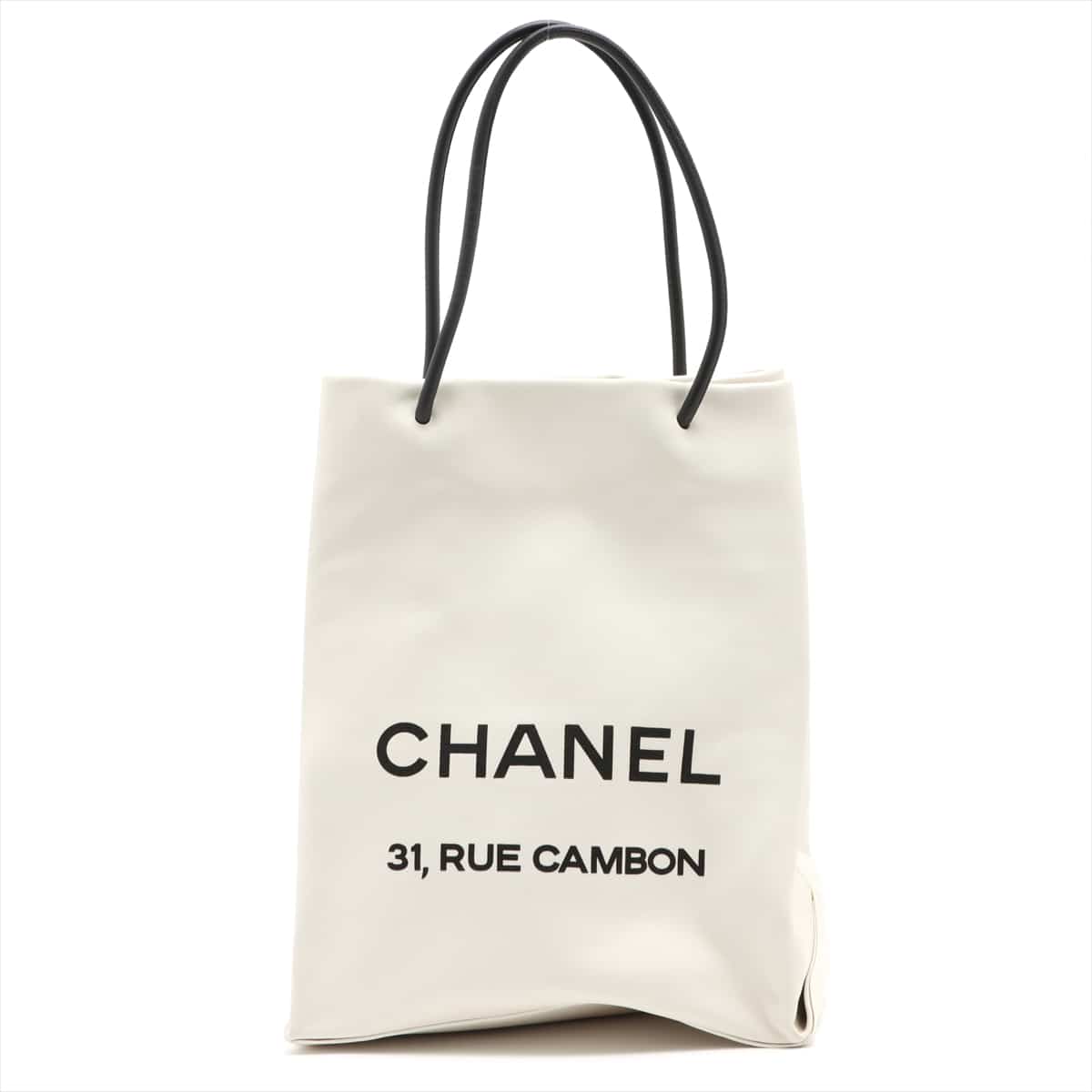 Chanel Essential Calfskin Tote bag White Silver Metal fittings 12XXXXXX A46881