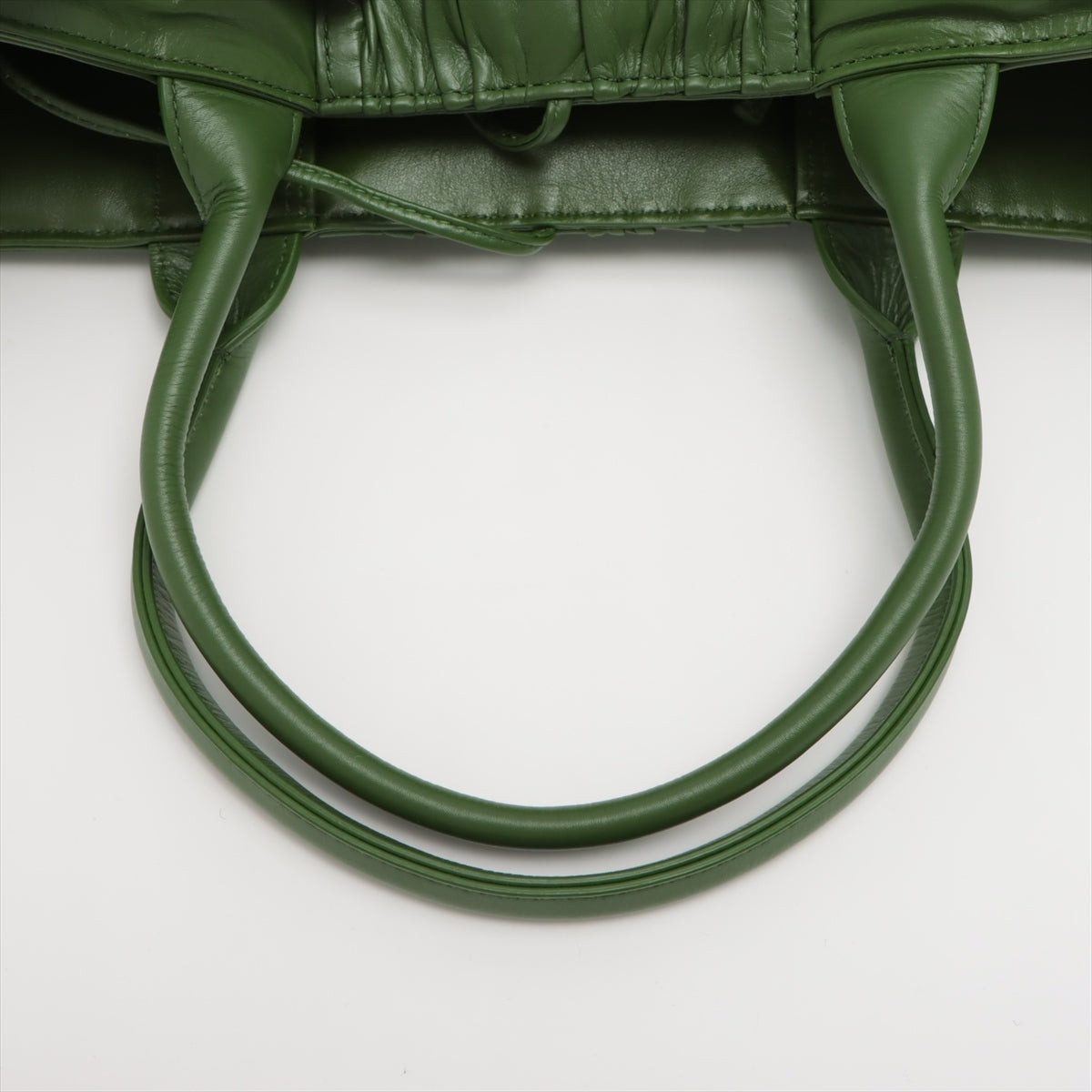 Bottega Veneta maxi intrecciato The Arco tote Leather Hand bag Green