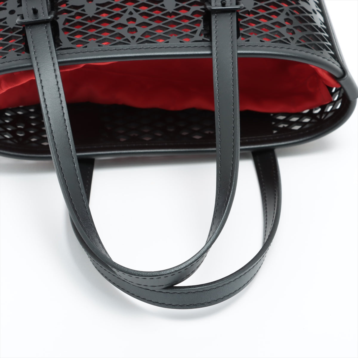 Louis Vuitton MONOGRAM LACE LEATHER Bucket PM M20352