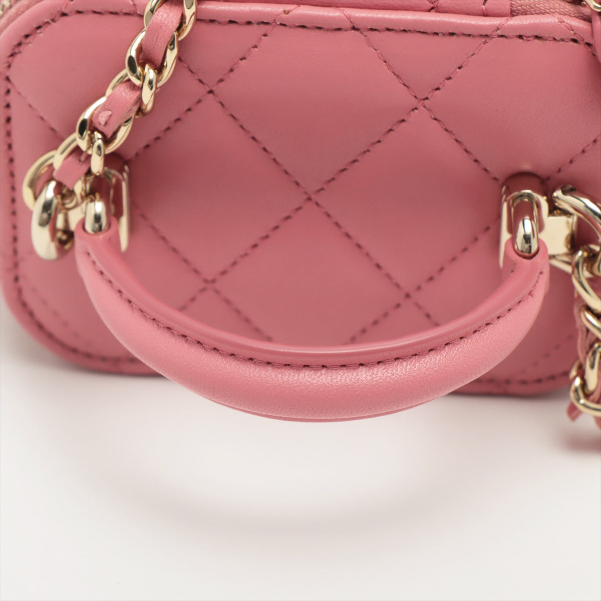Chanel Matelasse Lambskin Vanity bag Pink Gold Metal fittings