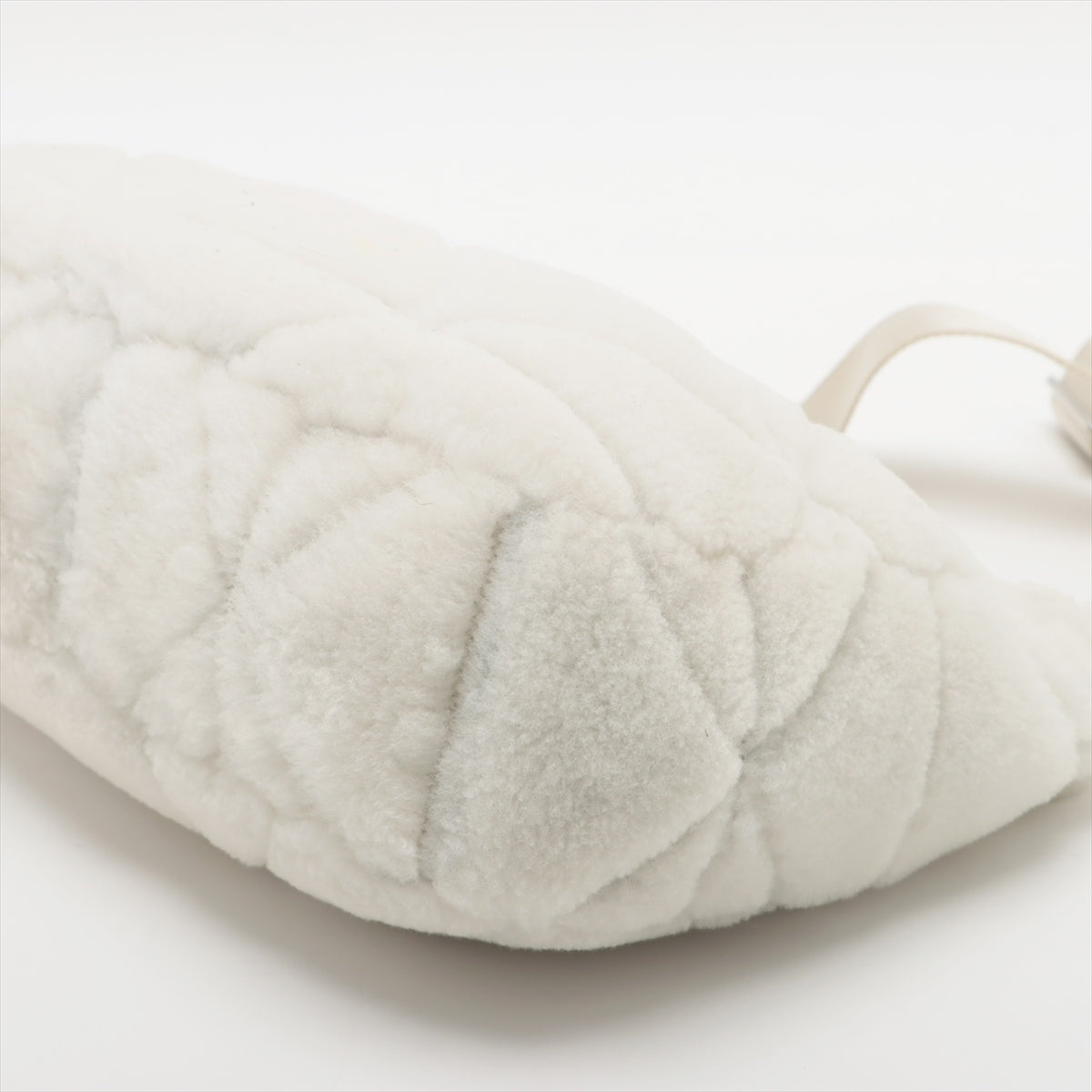Prada Mouton Shoulder bag White 1BC151