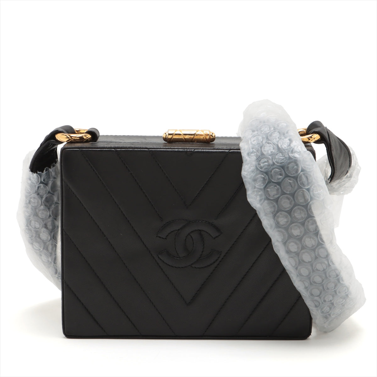 Chanel V Stitch Lambskin Shoulder bag Black Gold Metal Fittings