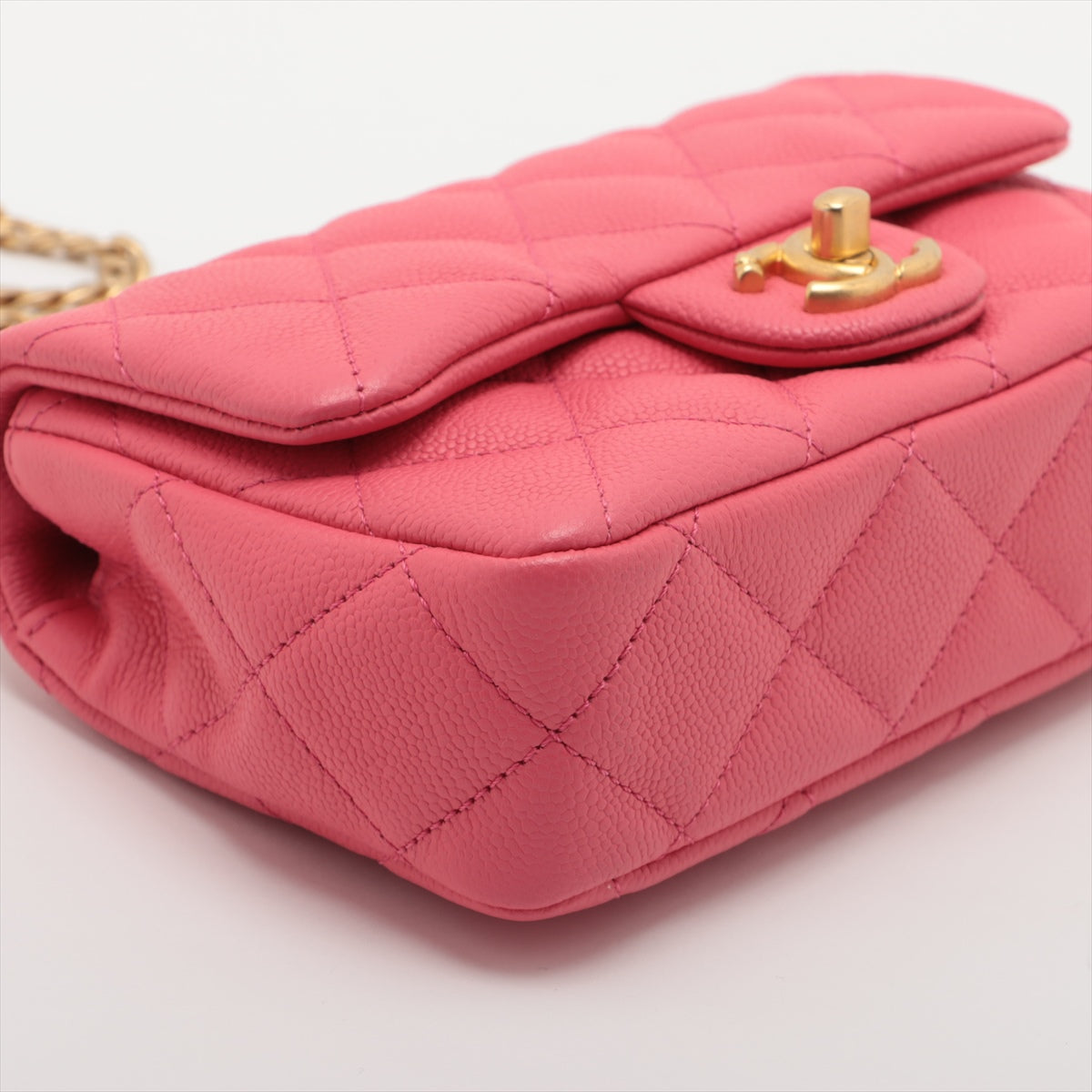 Chanel Mini Matelasse Caviar Skin Chain Shoulder Bag heart metal fittings Pink Gold Metal Fittings