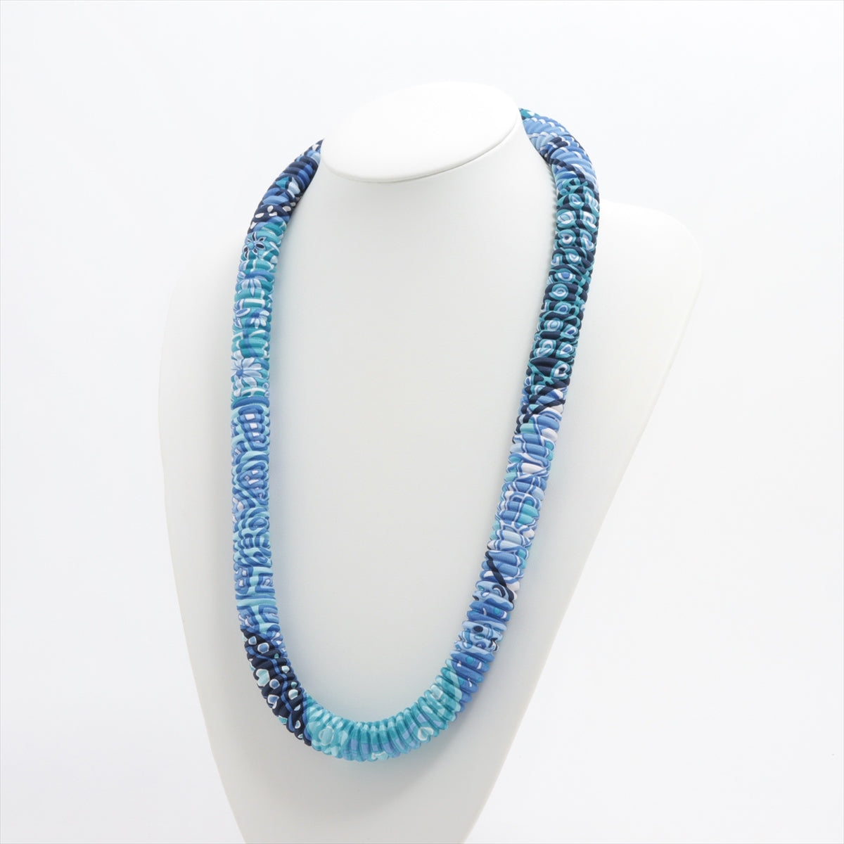 Hermès Necklace Silk Blue pleated silk necklace