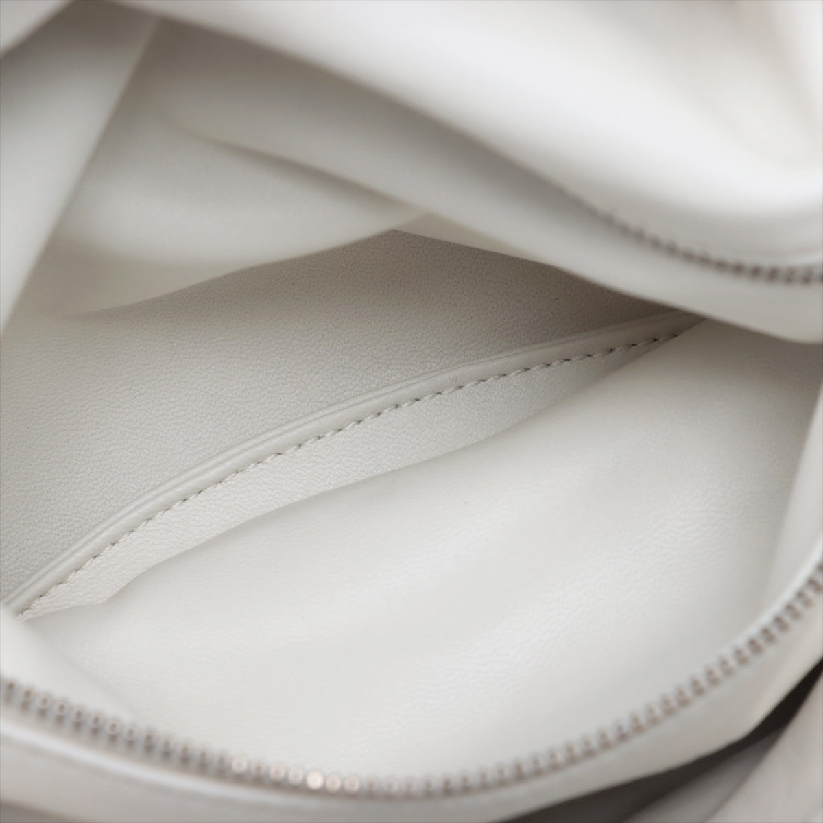 Bottega Veneta Pouch Leather Sling backpack White