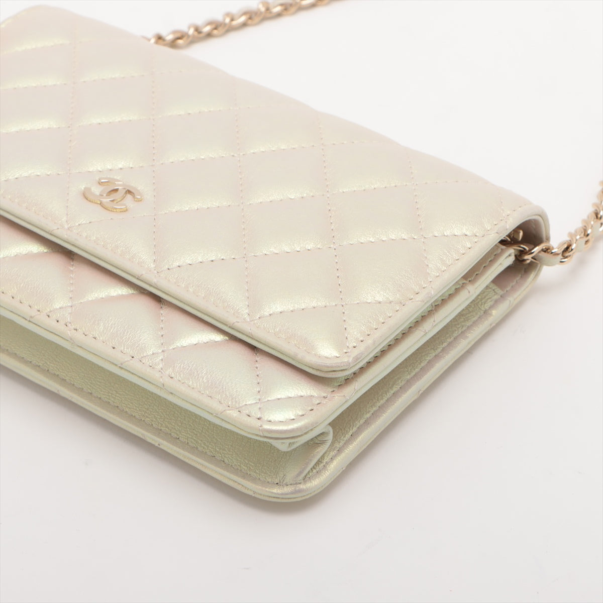 Chanel Matelasse Lambskin Chain wallet Pearl Gold Metal fittings 30