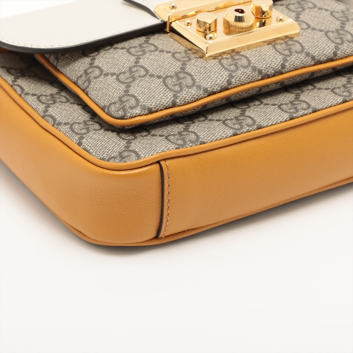 Gucci GG Supreme PVC & leather Shoulder bag Beige x yellow 658487