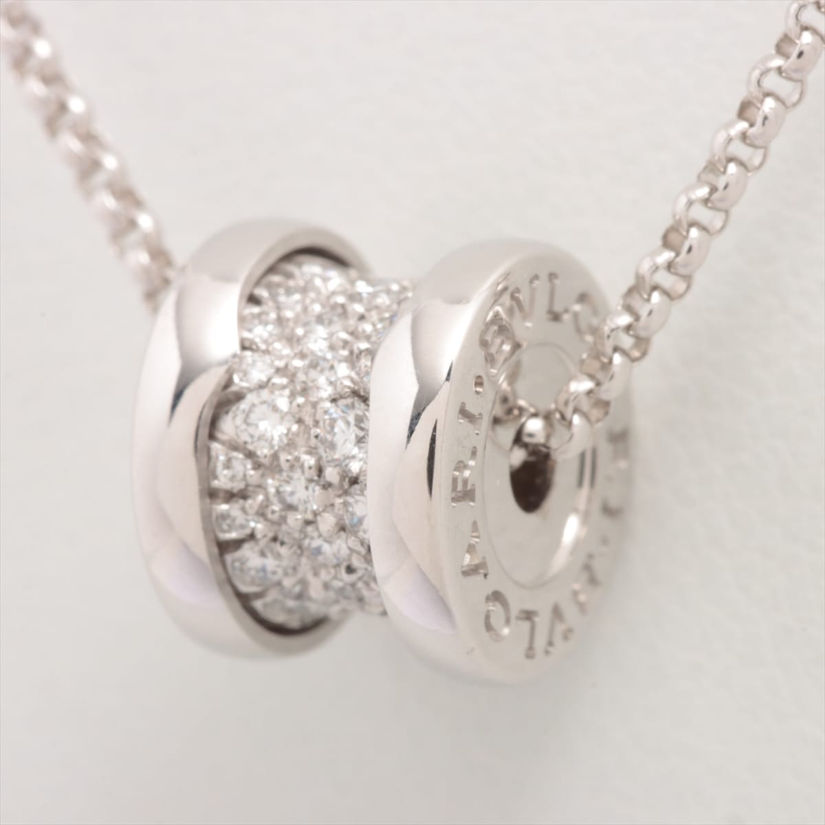 Bvlgari B.Zero 1 Mini Pavé diamond Necklace 750(WG) 8.0g