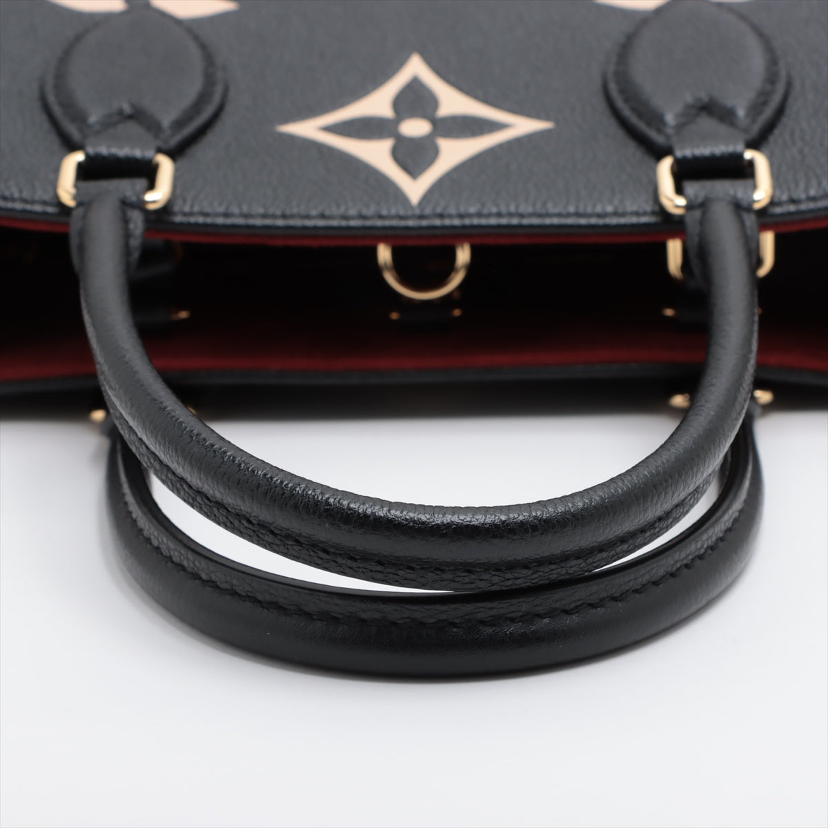 Louis Vuitton monogram empreinte On the Go MM M45495 There was an RFID response