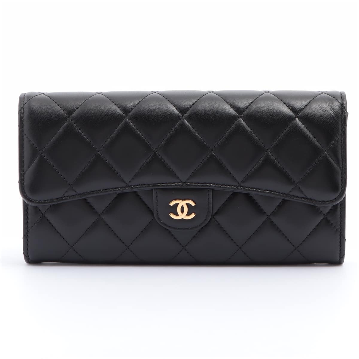 Chanel Matelasse Lambskin Wallet Black Gold Metal fittings 28th