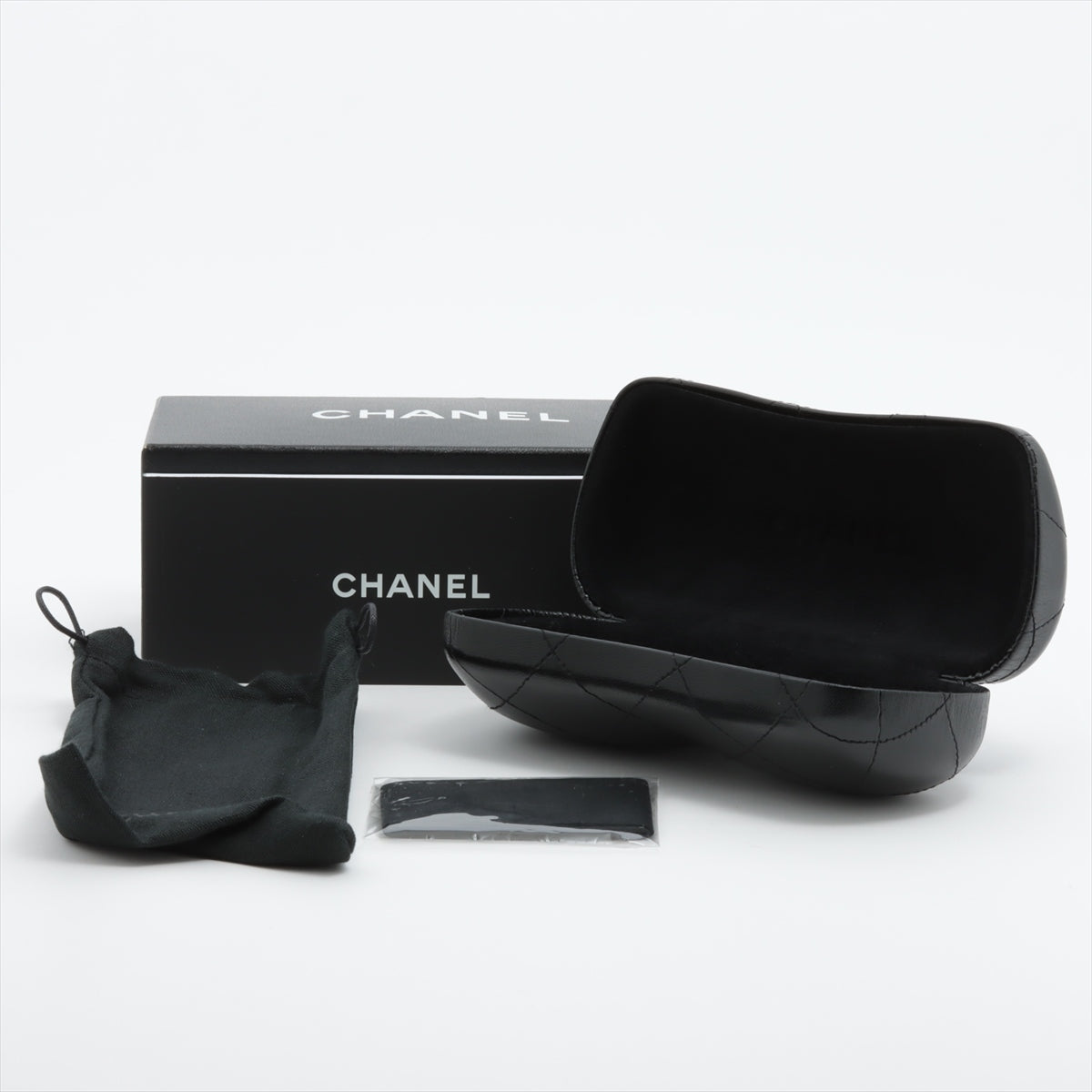 Chanel Glasses Plastic Black Scratched Peeling Marked Discoloration 3288-Q