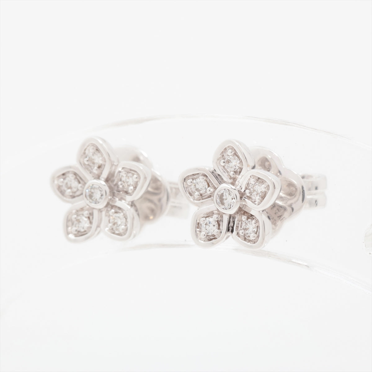 Graff Wild Flower Petit diamond Piercing jewelry 750(WG) 2.2g
