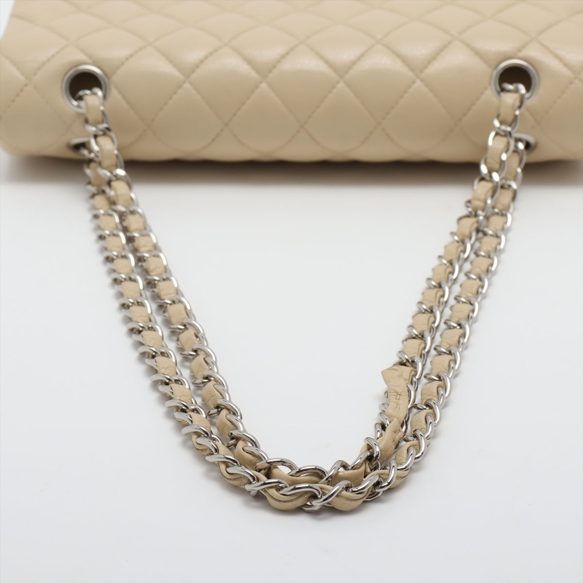 [Individual packaging] Chanel Matelasse Caviarskin Double flap Double chain bag Beige Silver Metal fittings 15849799   Leather repainted The inside edge is slightly solid