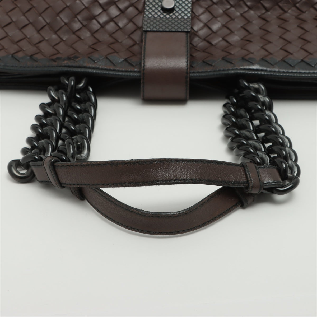 Bottega Veneta Intrecciato Leather Chain handbag Brown Internal seal adhesion