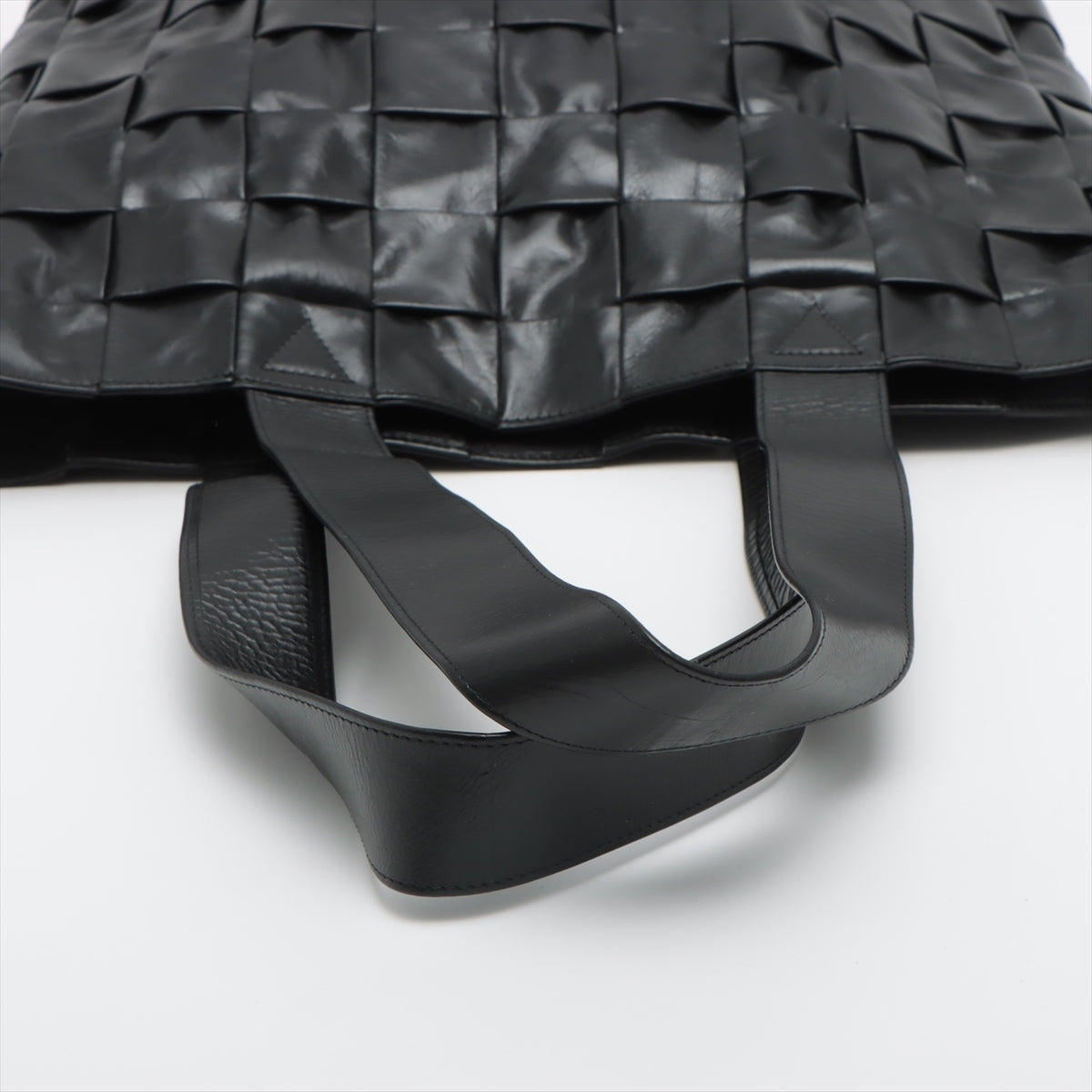 Bottega Veneta Intrecciato The Cassette Leather Tote bag Black