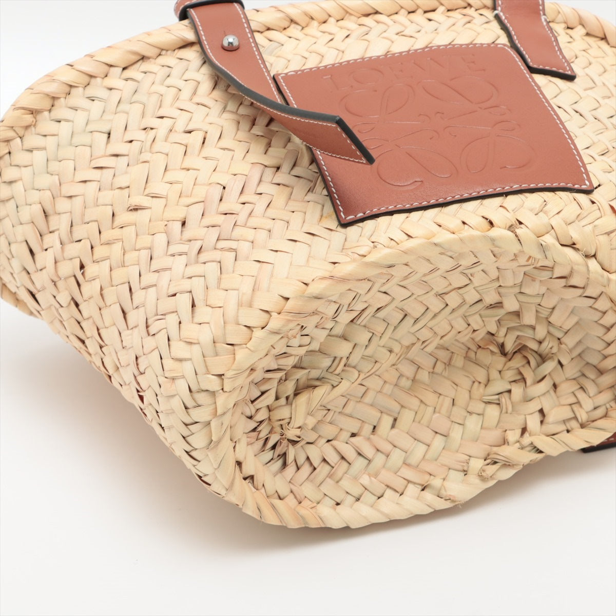 Loewe Basket small Raffia x leather Straw bag Beige