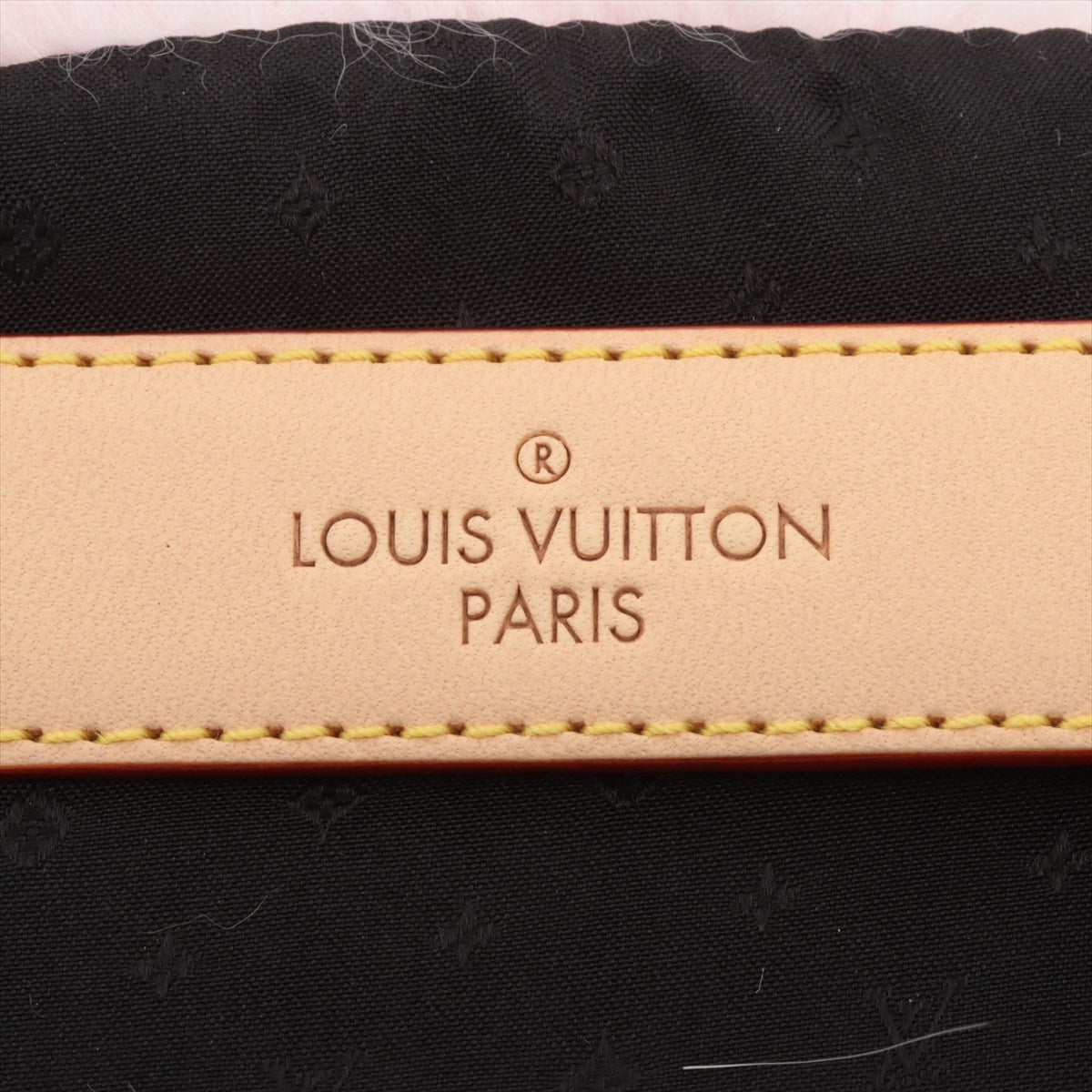 Louis Vuitton R97454 masks Someil AL0260 Eyemask Fur x fabric Pink Wears Lint on fabric Yes