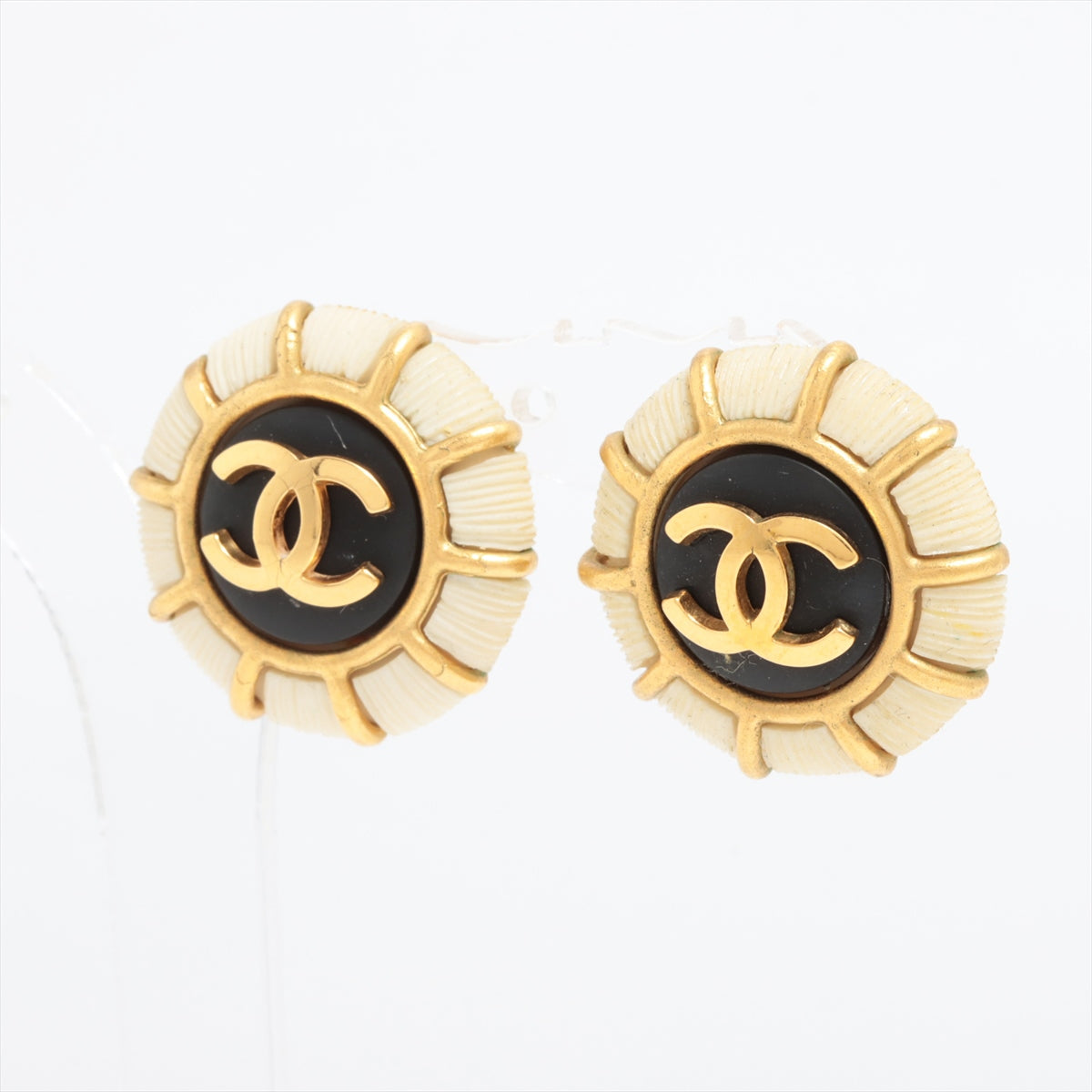 Chanel Coco Mark 95A Earrings (for both ears) GP Gold Scratched chipped  Discoloration Stained Clip looseness