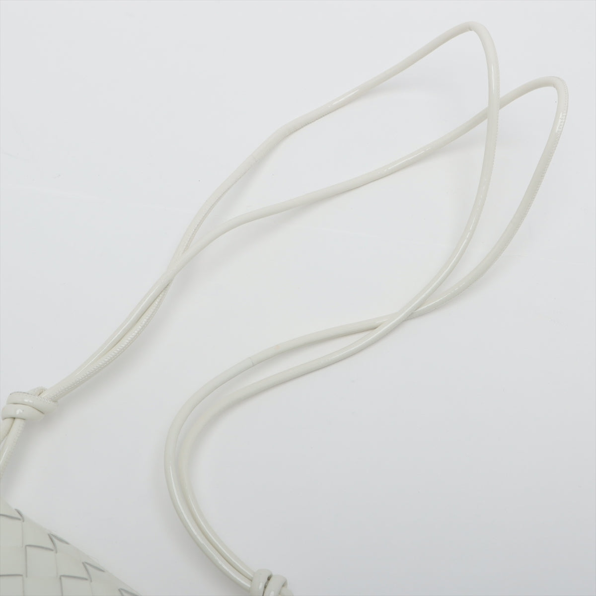 Bottega Veneta Intrecciato Patent leather Shoulder bag White