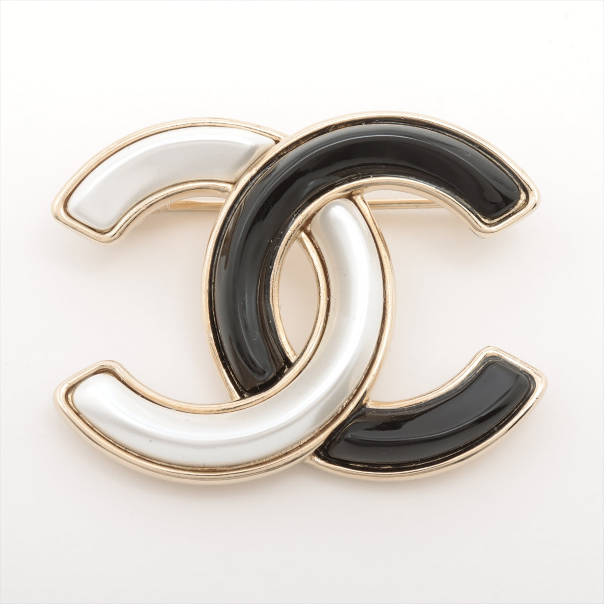 Chanel Coco Mark A23C Brooch Enamel x metal Black × White