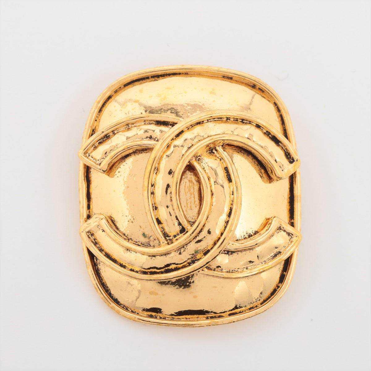 Chanel Coco Mark 94P  Brooch GP Gold Scratched Stained Discoloration