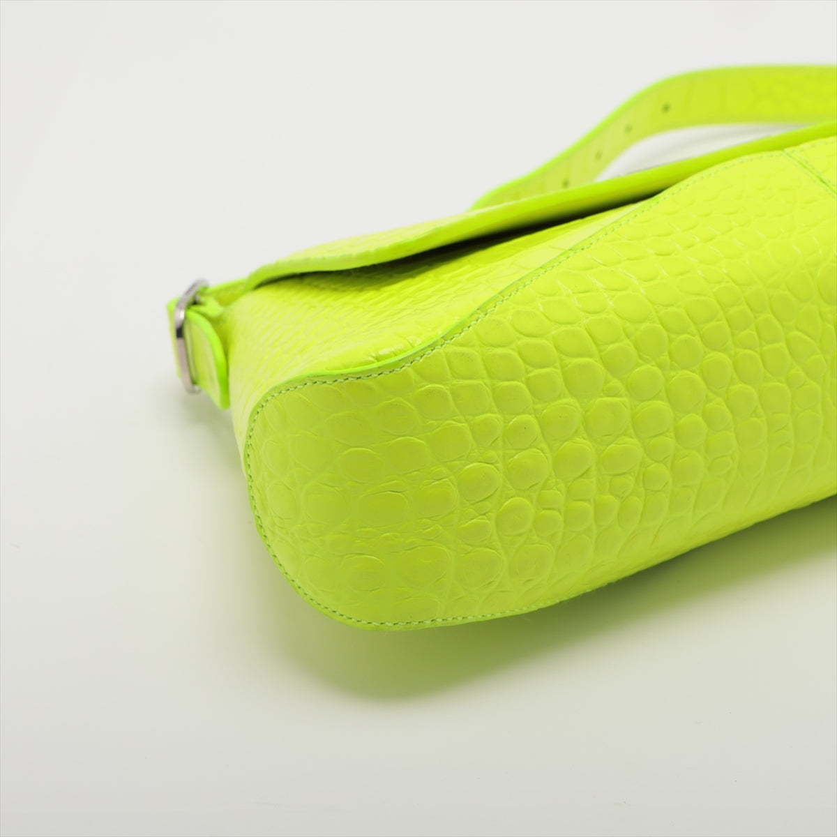 Balenciaga Moc croc Shoulder bag Yellow 695648