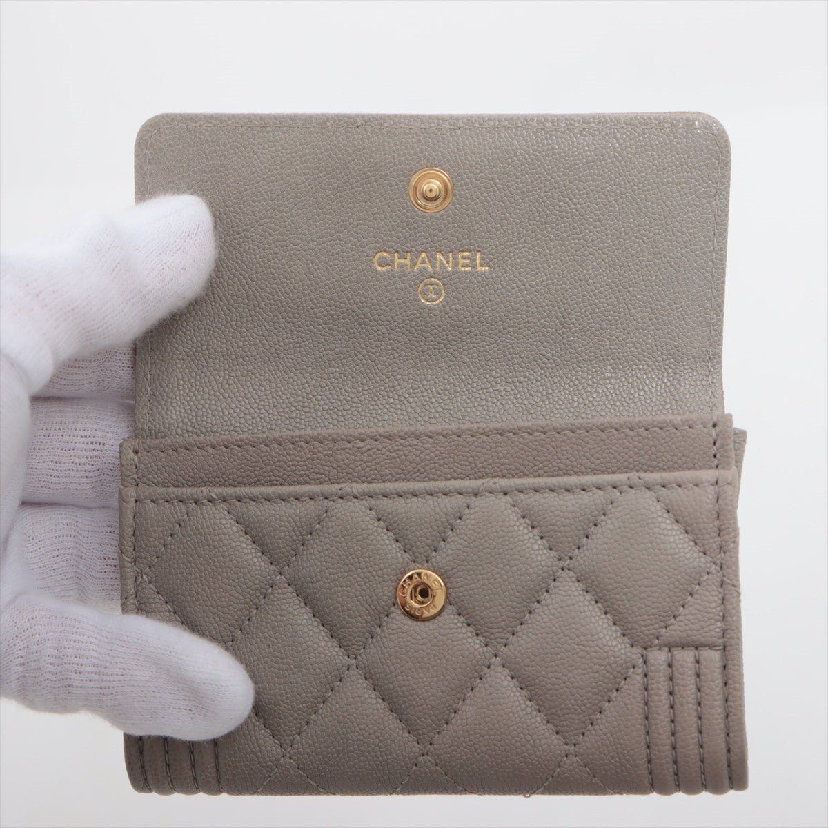Chanel Boy Chanel Caviarskin Card case Greige Gold Metal fittings 27623626
